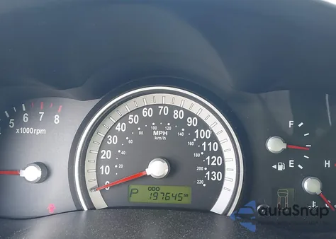 2008 Hyundai Entourage Gls/Limited z USA, uszkodzony, nr VIN KNDMC233286045508